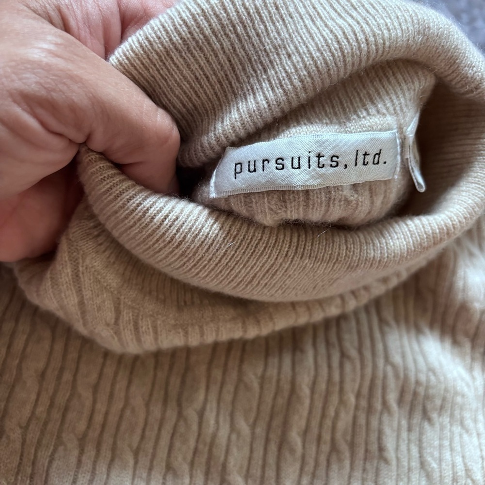⭐️⭐️⭐️Women’s Pursuits LTD 100% CASHMERE sweater neutral cream size medium - Picture 5 of 10